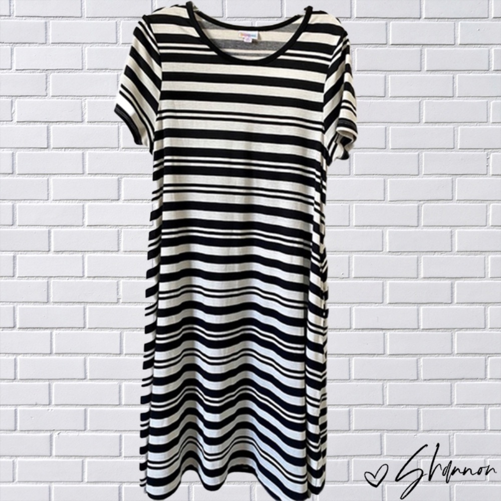 NWOT LuLaRoe Jessie Dress